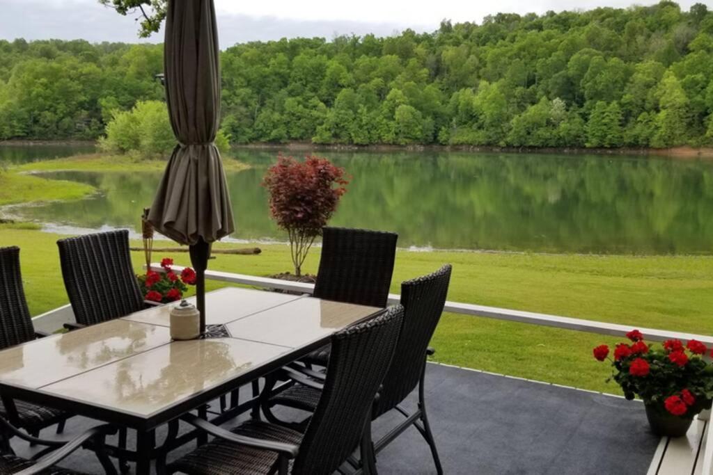 Lakehouse Has Spectacular View Plus Easy Access! روجرز المظهر الخارجي الصورة