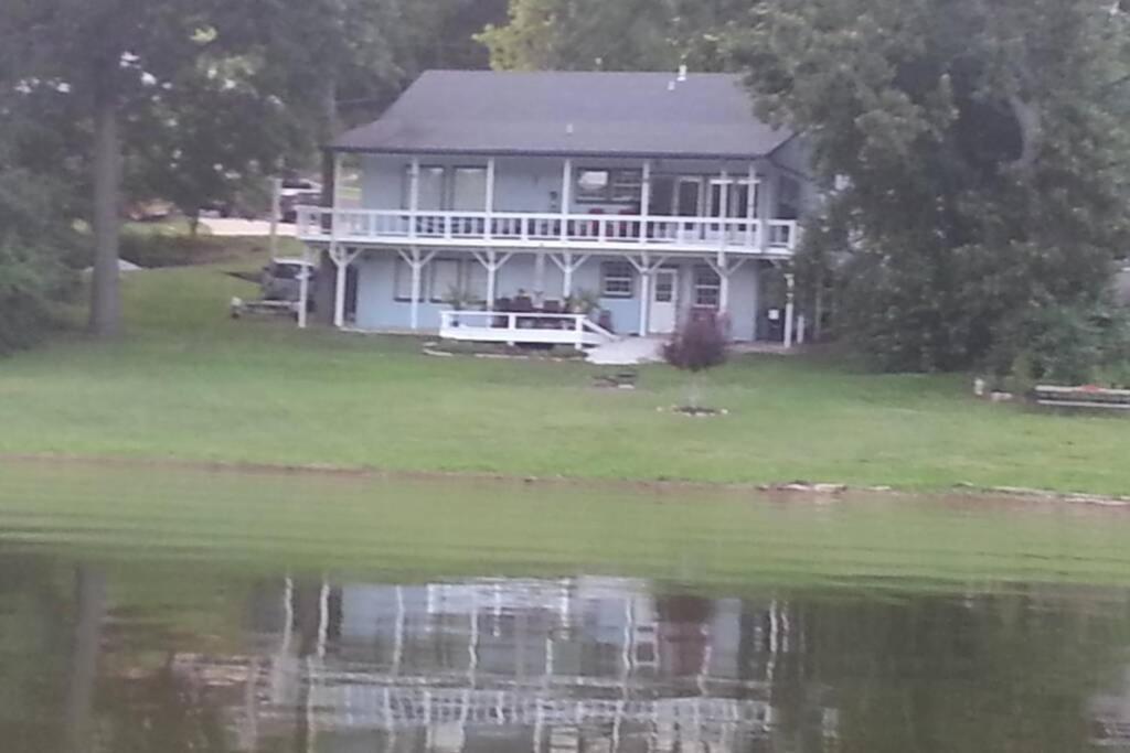 Lakehouse Has Spectacular View Plus Easy Access! روجرز المظهر الخارجي الصورة